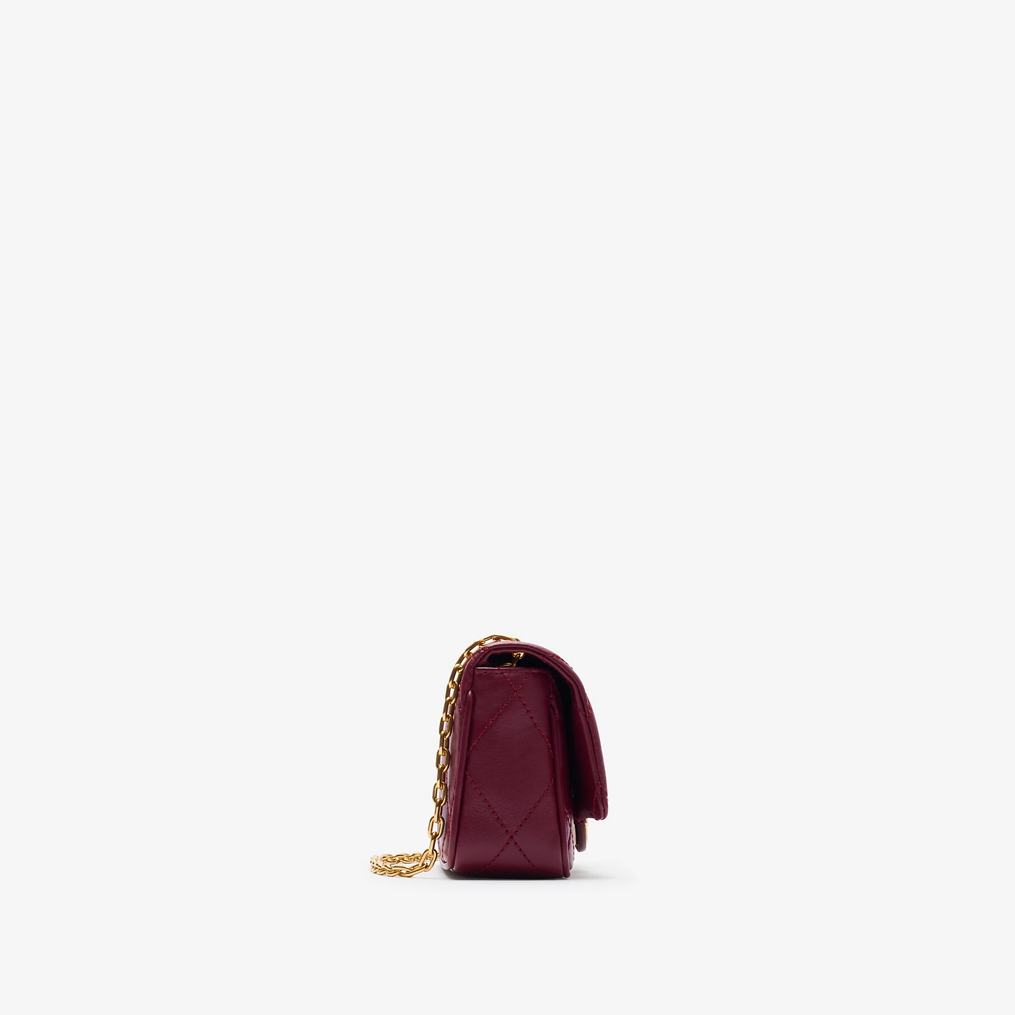 6785-strand-clutch-1.webp