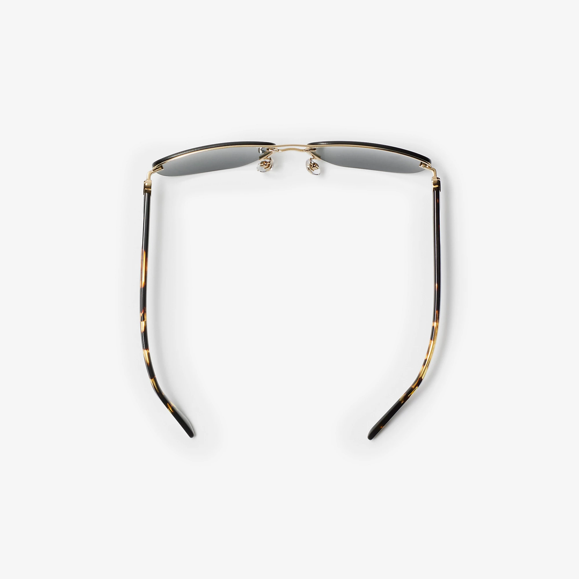 6786-metal-shield-rectangular-sunglasses–1.webp