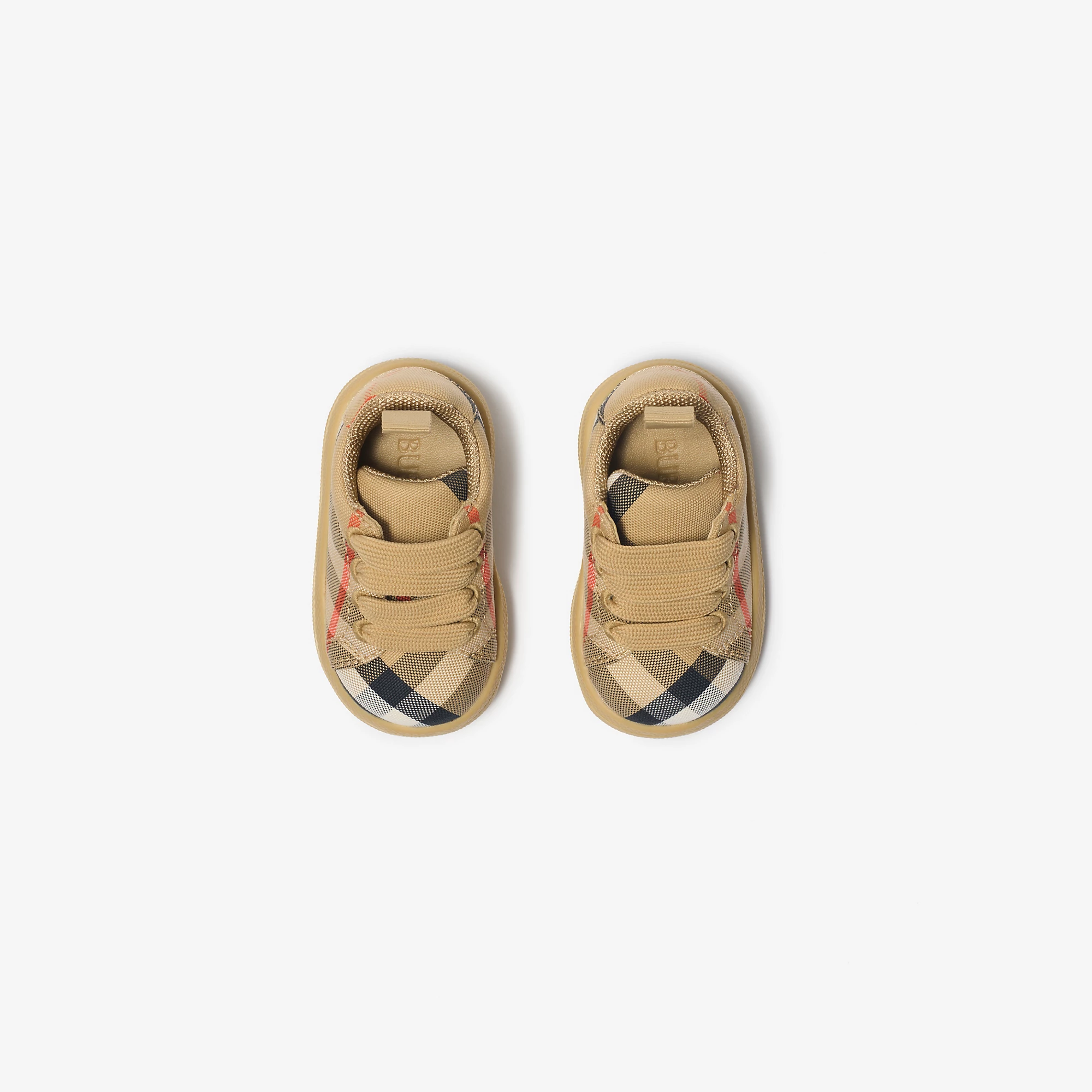 6836-check-sneakers-1.webp