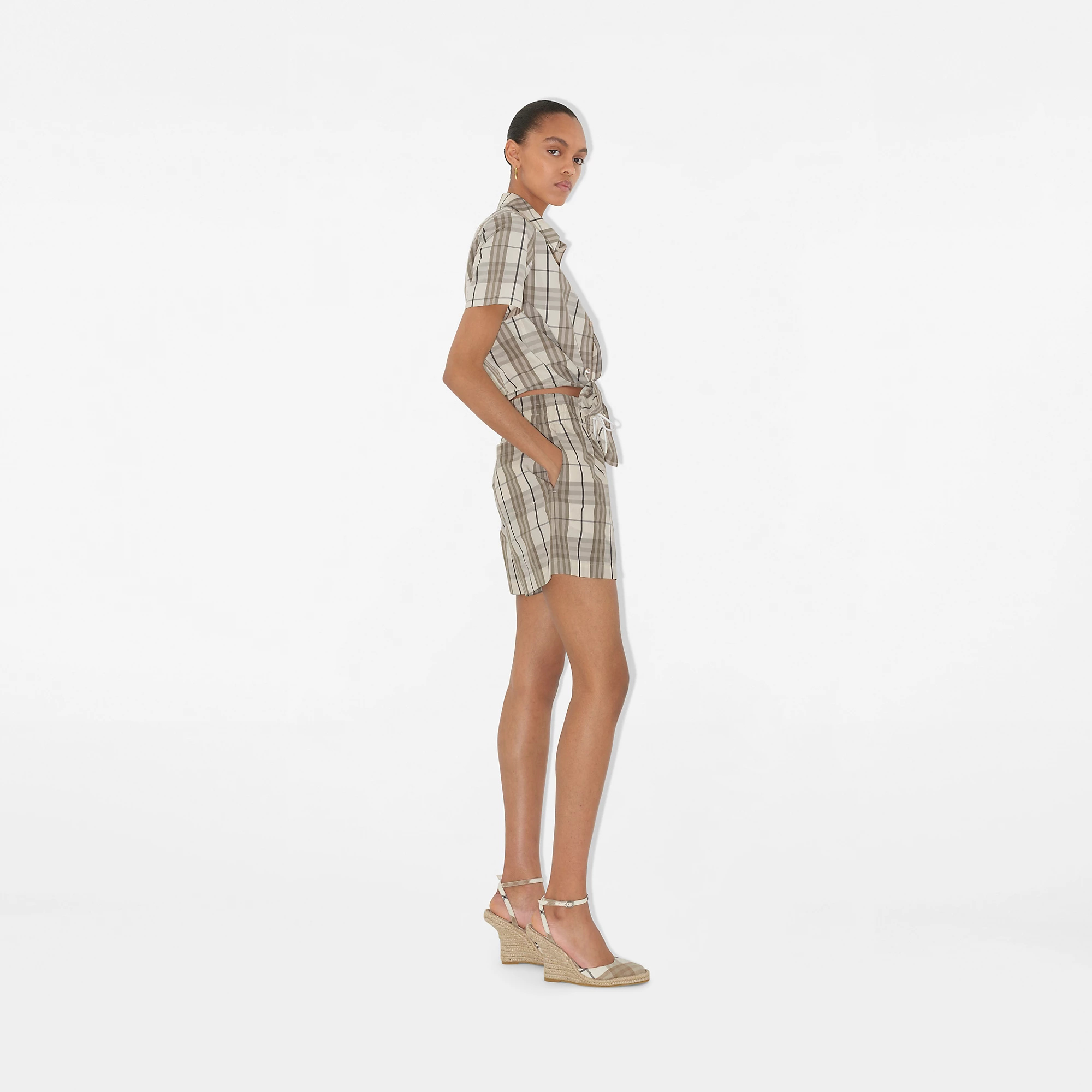 7566-check-cotton-shorts-1.webp