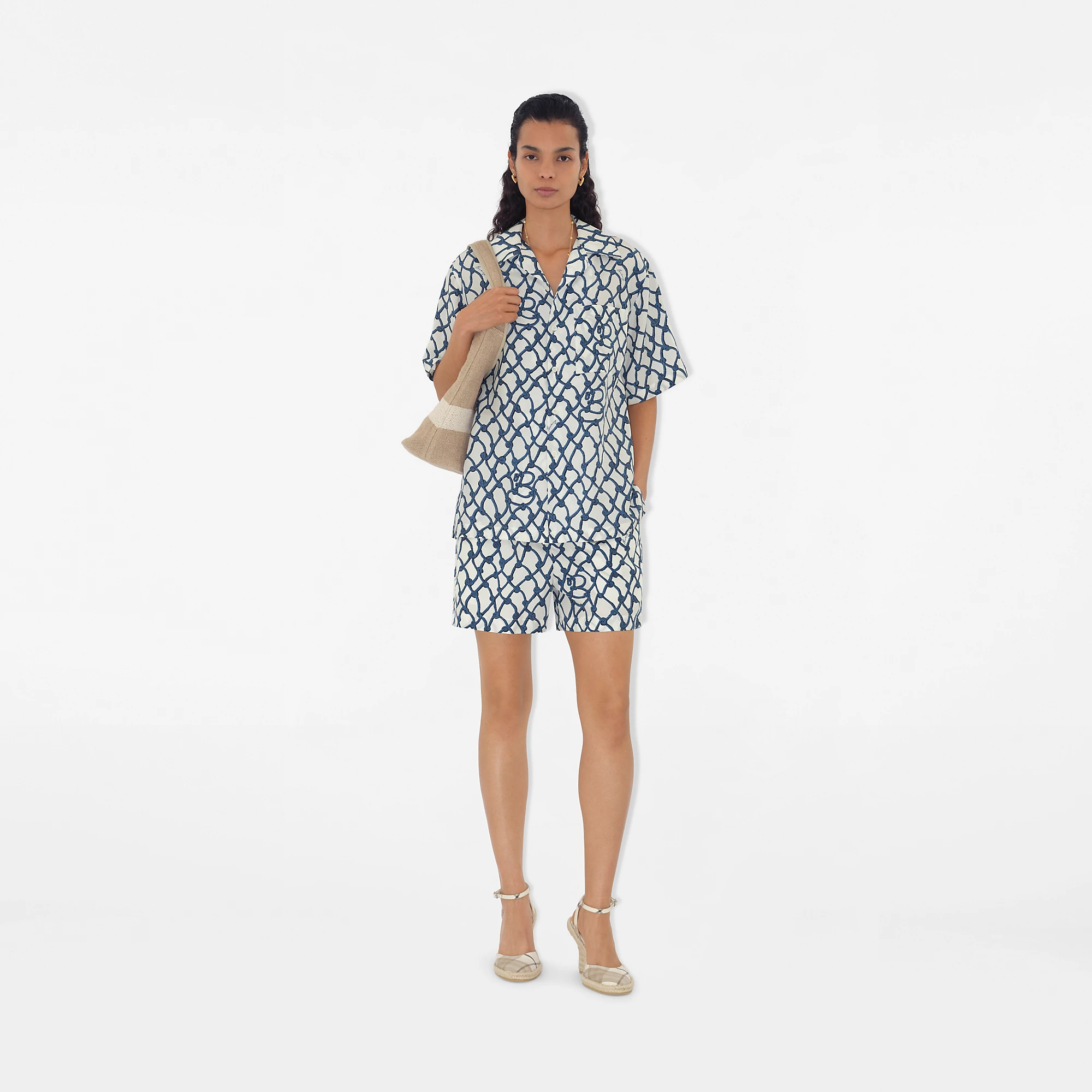 9289-regular-fit-knot-silk-shirt-1.webp
